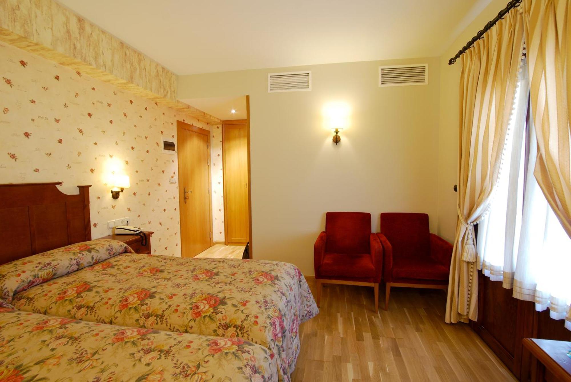 Hotel Bujaruelo Torla Esterno foto