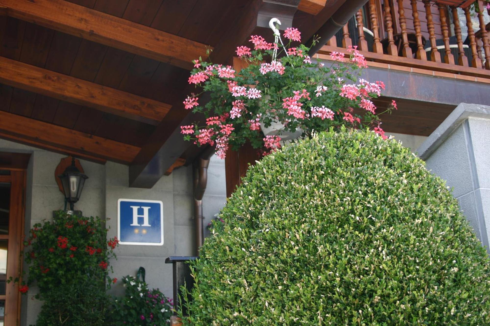 Hotel Bujaruelo Torla Esterno foto